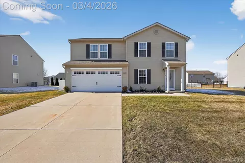 3073 Misty Creek Dr, Clayton, MI 48473
