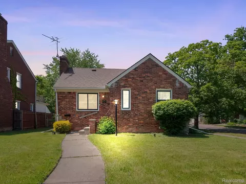 10825 Worden St, Detroit, MI 48224