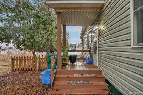 4686 Lakeview Ave, Dayton, MI 48760