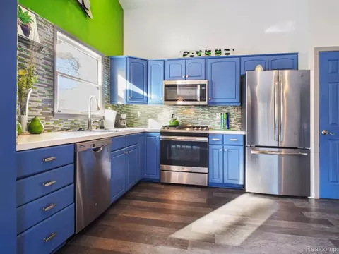 Kitchen - 4086 Squire Hill Dr, Mount Morris, MI 48433 photo 1 of 7