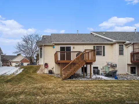 Exterior - 4086 Squire Hill Dr, Mount Morris, MI 48433 photo 6 of 7