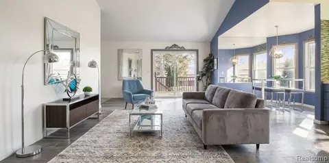 Living - 4086 Squire Hill Dr, Mount Morris, MI 48433 photo 6 of 6