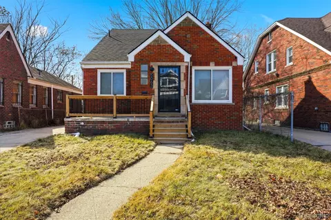 5063 Chalmers St, Detroit, MI 48213