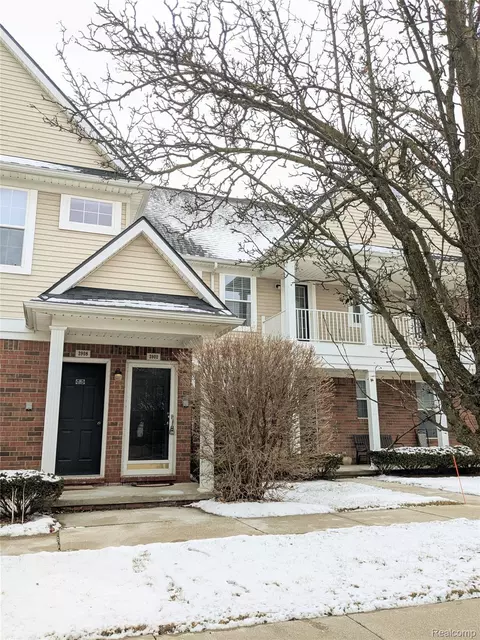 3902 Cherry Creek Ln #25, Sterling Heights, MI 48314