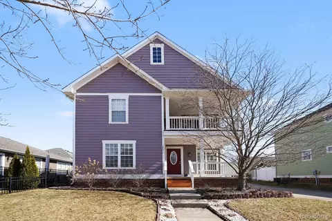 1827 Gilmore St, Howell, MI 48855