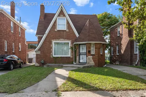 16825 Manor St, Detroit, MI 48221