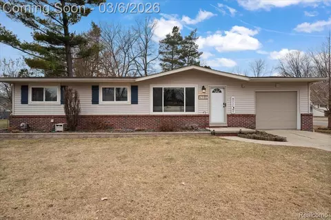 20349 Melvin St, Livonia, MI 48152