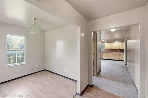 Entry Way - 3148 Carr St, Flint, MI 48506 photo 1 of 5