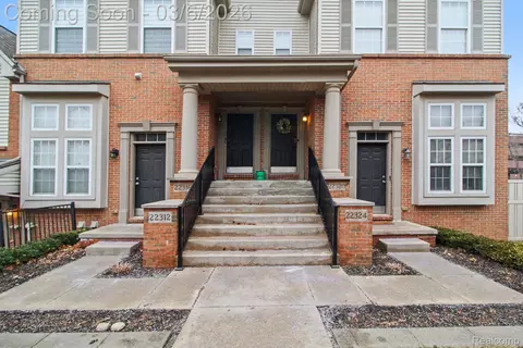 22320 Abbey Ln, Dearborn, MI 48124