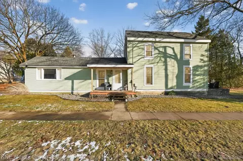 622 Factory St, Howell, MI 48843
