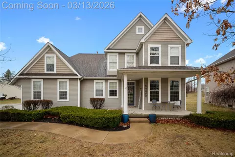 16226 River Ridge Trl, Argentine, MI 48451