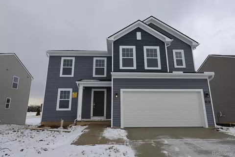 653 Swift Creek Dr, Chelsea, MI 48118