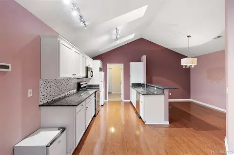 Kitchen - 45765 Cagney Dr, Macomb, MI 48044 photo 1 of 5