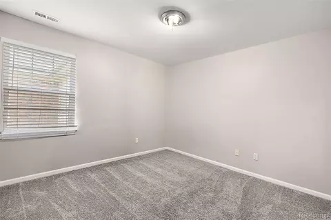 Bedroom - 45765 Cagney Dr, Macomb, MI 48044 photo 3 of 4