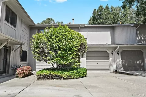 9498 Fenwin Dr, Mundy, MI 48439
