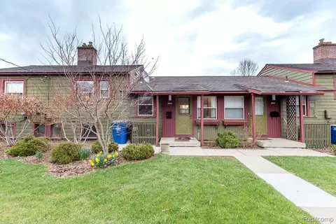 2829 Pittsfield Blvd, Ann Arbor, MI 48104