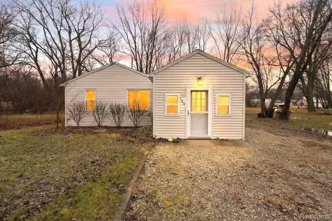 146 Virginia St, Ash, MI 48117
