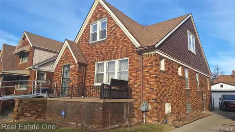 15094 Strathmoor St, Detroit, MI 48227