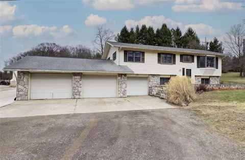 2718 Sexton Rd, Marion, MI 48843