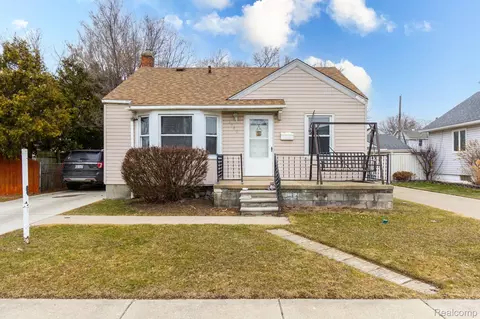 1060 Capitol Ave, Lincoln Park, MI 48146