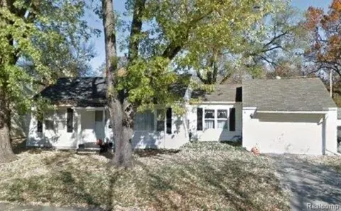1515 Inner Dr, Niles, MI 49120