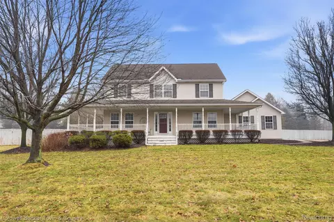 7431 Oceola Farms Ct, Oceola, MI 48855