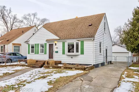 706 N Vermont Ave, Royal Oak, MI 48067