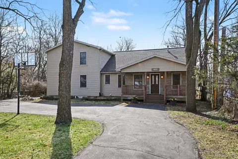 1516 Jewett St SW, Ann Arbor, MI 48104