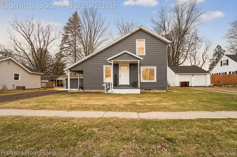 718 W Grand River Ave, Williamston, MI 48895