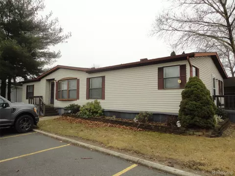 268 Highlands, Bedford, MI 48182