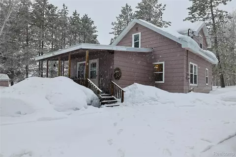 4788 Benson Rd, Rock River, MI 49816