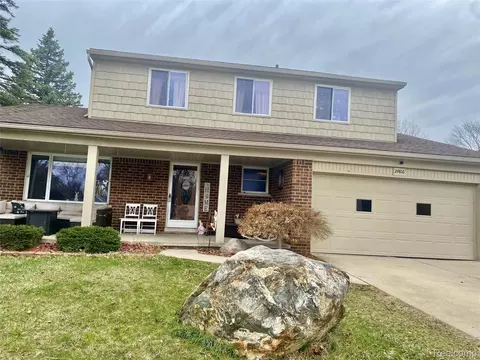 24816 Pamela St, Brownstown, MI 48134