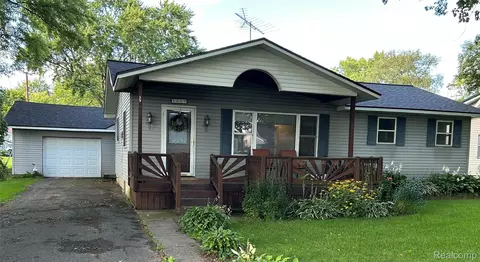 5060 Armstrong Ave, Fairgrove, MI 48733