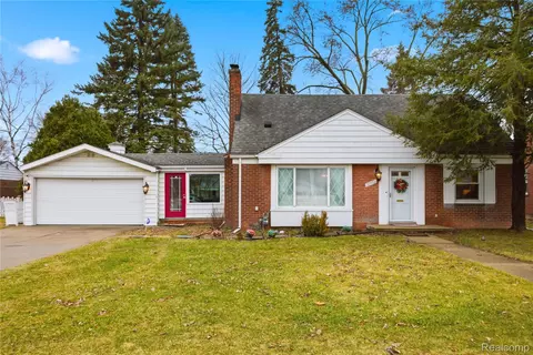 21270 Outer Dr, Dearborn, MI 48124