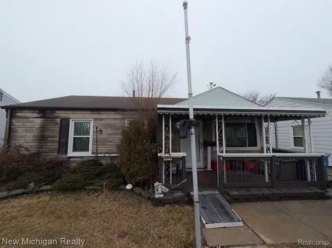 25845 Hayes Blvd, Warren, MI 48089