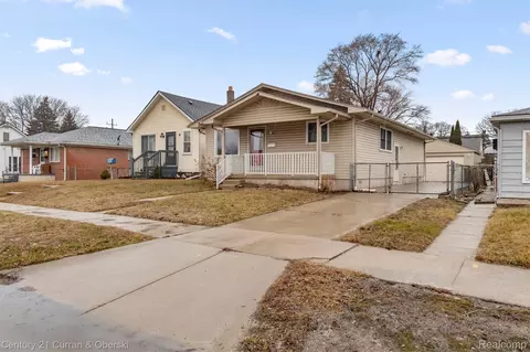 18811 Hanna St, Melvindale, MI 48122