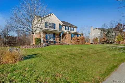 1079 Chelsea Blvd, Oxford, MI 48371
