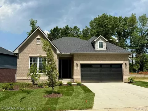 7836 Trailside Ct, West Bloomfield, MI 48323