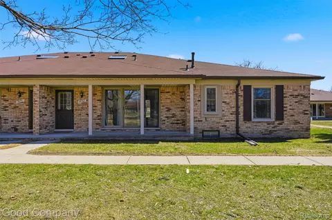 14767 Brewster Ct, Shelby Township, MI 48315