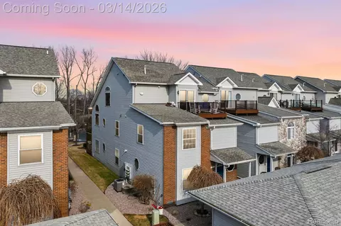 37824 Jefferson Ave, Harrison, MI 48045