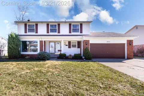 16632 Parklane St, Livonia, MI 48154