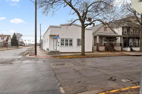 12001 Saint Aubin St, Hamtramck, MI 48212