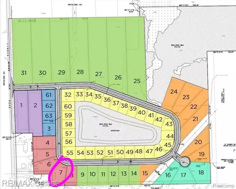 5421 Spring Meadows Way #7, Fenton, MI 48451