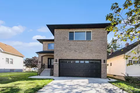 5268 Hartwell St, Dearborn, MI 48126