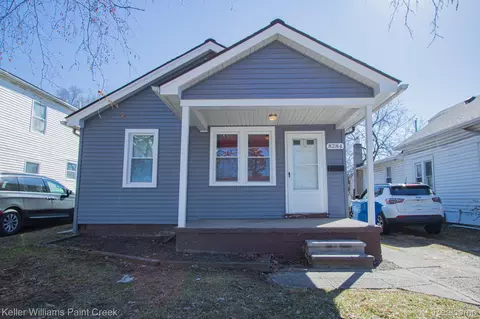8284 Dodge Ave, Warren, MI 48089