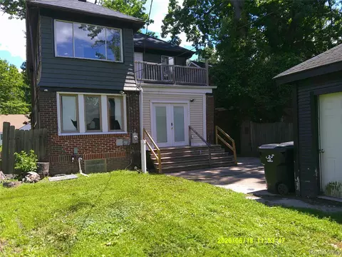 4327 Courville St, Detroit, MI 48224