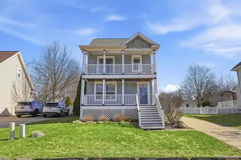 455 Waverly Ln, Genoa, MI 48843