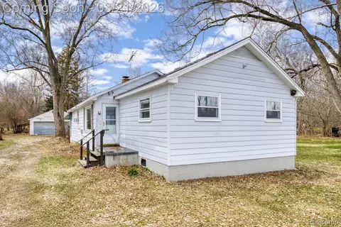 23675 Novi Rd, Novi, MI 48375