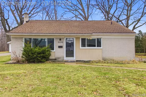 36248 Weideman St, Clinton Township, MI 48035