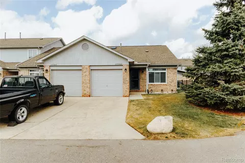 23342 Redman Ct, Brownstown, MI 48183